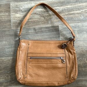 Relic tan purse with shoulder strap